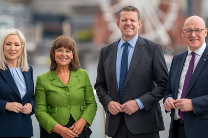 Representantes de Escocia, Gales e Irlanda del Norte en un acto político por la independencia