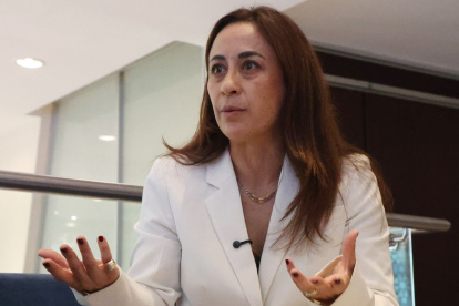 María Gabriela Moncayo, directora ejecutiva de ALFE, analiza los desafíos y oportunidades de la industria farmacéutica ecuatoriana.