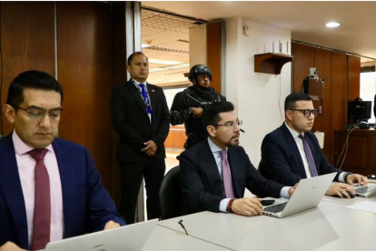 Caso Vocales: cuarto intento de juicio falló el 14 de septiembre por tribunal incompleto.