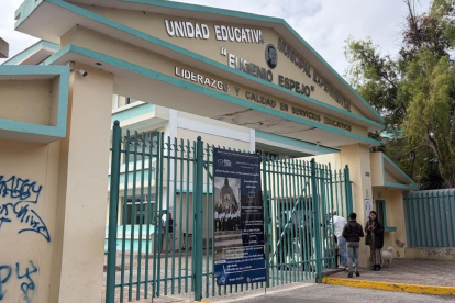 La Unidad Educativa Municipal Eugenio Espejo de Quito es la más numerosa. Acoge a 3.400 estudiantes.