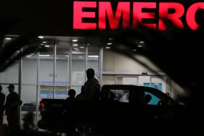 Ortiz fue trasladado de urgencia al Hospital Monte Sinaí y posteriormente a una clínica privada, donde fue sometido a una cirugía para extraer el proyectil.