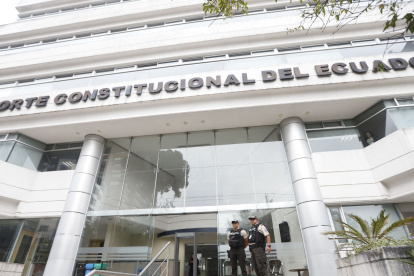 La Corte Constitucional es el máximo órgano de control, interpretación y administración de justicia constitucional de Ecuador.