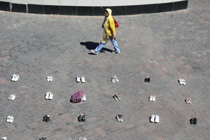 Un homenaje en Teherán a las niñas muertas en la escuela de Minab por un bombardeo estadounidense.