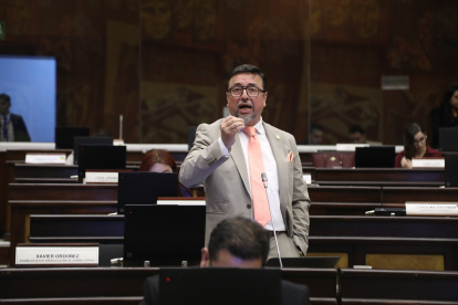 El legislador gobiernista Xavier Ordóñez planteó el cambio del orden del día para proponer un proceso de fiscalización