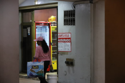 El operativo se realizó en un inmueble ubicado en las calles Chiriboga y Chile, en pleno sector Bahía de Guayaquil.