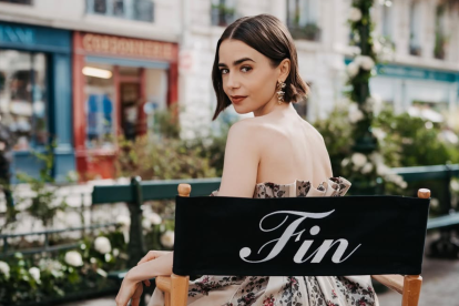Lily Collins interpreta a Emily Cooper en Emily in Paris, serie que llegará a su temporada final con la sexta entrega.