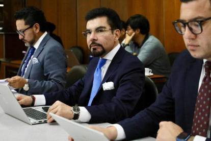 El fiscal general encargado, Carlos Alarcón, es uno de los mejores puntuados del concurso.