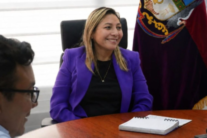 La prefecta subrogante de Chimborazo, Mónica Loza Torres.