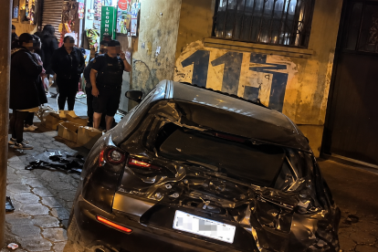 El siniestro de tránsito ocurrió en La Comuna, Quito, donde cuatro vehículos estuvieron involucrados y una persona falleció durante el impacto.