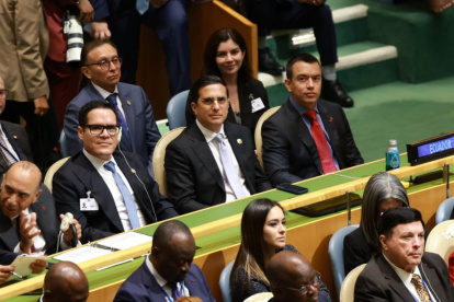 El presidente Daniel Noboa junto al canciller Roberto Kury en la Asamblea de la ONU.