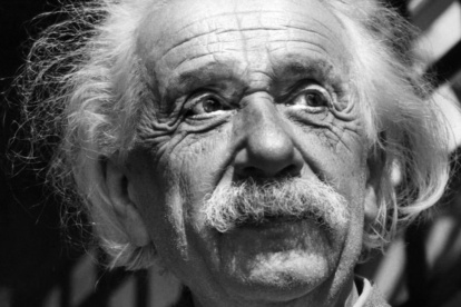 Pasteur, Newton, Curie o Einstein nos hicieron ver lo micro y lo macro del universo, estudios que hoy se realizan a una velocidad que antes fue impensable gracias a Lovelace, Turing o Von Neumann.