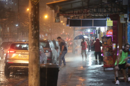 Lluvia en la Martha de Roldós