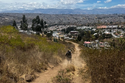 Técnicos del IMP recorrieron sitios arqueológicos ubicados en los flancos orientales del Casitagua.