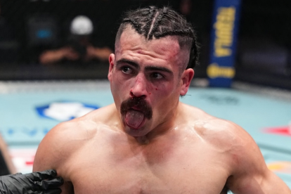 Luis Hernández, ‘The Stache’, durante uno de sus combates de artes marciales mixtas antes de su debut en UFC.