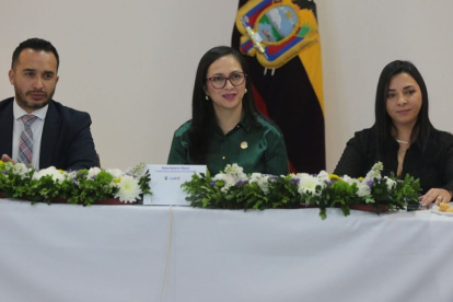 Daniel Noboa removió a Cynthia Gellibert Mora y nombró a Diana Paulina Ramírez Villacís.