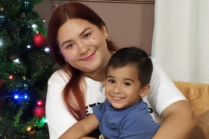 A sus 3 años, Alejandro enfrenta los estragos de la fibrosis quística mientras su familia busca ayuda para costear un examen médico crucial.