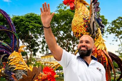 Juan Carlos Silva Nowak se promociona como como candidato a la Alcaldía de Samborondón.