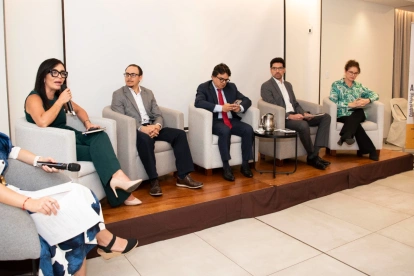 Un panel de expertos analizó los desafíos de la ciudad a partir de los datos de Quito Cómo Vamos.