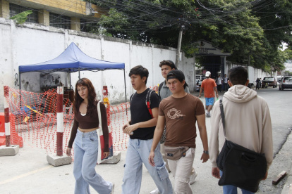 Asamblea aprobó ley el 29 de septiembre para frenar reclutamiento de menores en escuelas del país.