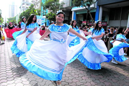 DESFILE POR FIESTAS DE GUAYAQUIL... FD GERARDO MENOSCAL.... 25 07 2025 AG-EXTERNOS