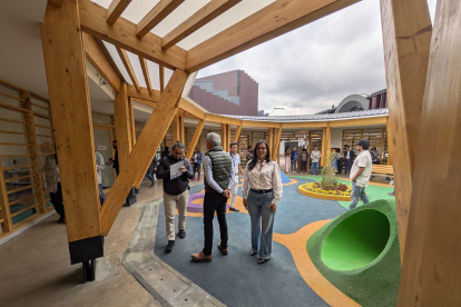 Quitopía incorpora tecnología y cultura en un mismo espacio, con laboratorios digitales, estudio de grabación, talleres artísticos y áreas deportivas.
