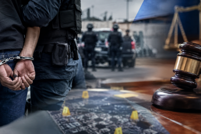La Fiscalía informó que nueve procesados enfrentarán la etapa de juicio por su presunta vinculación con una estructura investigada por varios hechos violentos en Guayaquil y Durán.