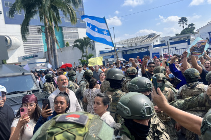 Aquiles Álvarez fue trasladado anteriormente al Hospital Alcívar para recibir atención médica tras presentar complicaciones de salud.
