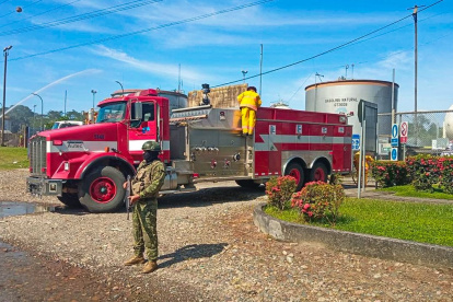 Una foto referencial de la actuación de los bomberos en el incendio en Baeza.