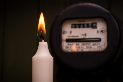 Los cortes de luz comenzaron con consumidores de alto voltaje y posteriormente se ampliaron a usuarios de medio voltaje.