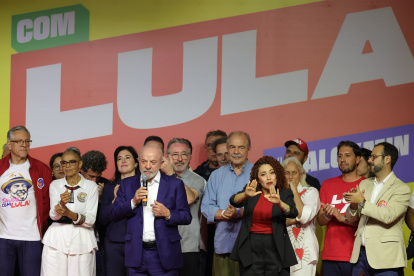 El presidente de Brasil y candidato a la reelección, Luiz Inácio Lula da Silva, pronunció un discurso luego de conocer los resultados oficiales de la primera vuelta electoral.