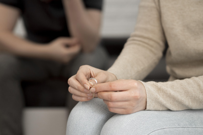 Los registros del Registro Civil muestran que Ecuador contabilizó 15.799 divorcios y 33.833 matrimonios entre enero y agosto de 2026.