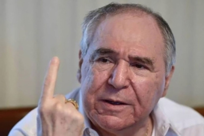 Juicio contra Abdalá Bucaram se reinstala por presunto tráfico de armas iniciado en 2020.