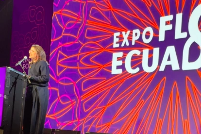 La vicepresidenta María José Pinto, durante su discurso en la inauguración de Expoflor Ecuador 2026, donde habló de la relación entre el Gobierno y el sector florícola.