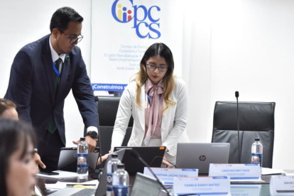Cynthia Jacho preside la Comisión Ciudadana de Selección del concurso para fiscal general del Estado.
