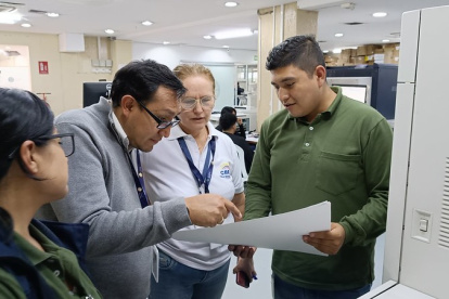 La impresión de las papeletas forma parte de las tareas del proceso electoral que el CNE debe garantizar.