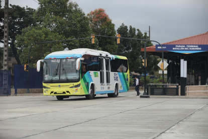 Una unidad del sistema de transporte Metrovía.