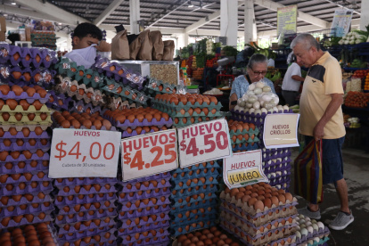 Los precios de las cubetas de huevo en el mercado de Sauces IX el miércoles 7 de octubre de 2026.