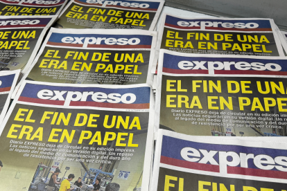 La rotativa de Diario EXPRESO imprimió por última vez el periódico tras 53 años de historia. La edición final circuló este 9 de octubre de 2026.