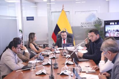 La Comisión de Gobiernos Autónomos aprobó el informe de fiscalización encargado por el Pleno.