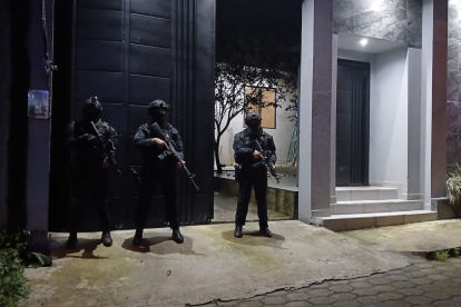 La Policía incautó un tanque con 3.000 galones de derivados de hidrocarburos y una manguera.