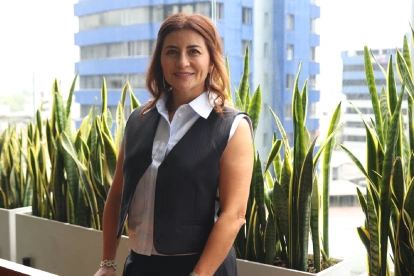 Katherin Miño dirige PuntoNet desde 2016 y lleva 25 años en la empresa de telecomunicaciones.