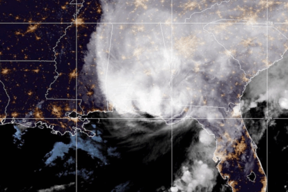 Captura de video tomada de la pagina oficial de la Oficina Nacional de Administración Oceánica y Atmosférica (NOAA), a través del Centro Nacional de Huracanes (NHC) de EE.UU.
