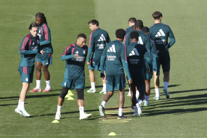 El delantero francés del Real Madrid Kylian Mbappé, durante el entrenamiento del Barcelona.