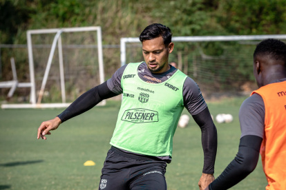 José Contreras arquero venezolano de Barcelona SC.
