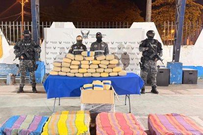 188 kilos de marihuana fueron decomisados hoy en Esmeraldas durante un operativo policial