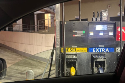 La gasolina súper sube 53 centavos desde el 12 de octubre y llega a un precio referencial de $5,42 por galón en Ecuador.