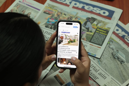 La edición digital lleva consigo la herencia de los 53 años de EXPRESO en papel y en cada pantalla seguirá siendo necesario investigar, contrastar, escuchar y explicar.