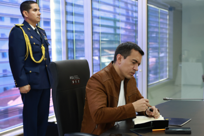 Noboa anunció acciones preventivas para afrontar el pico del fenómeno de El Niño y fortalecer la estabilidad del sistema eléctrico.
