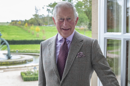 Una acuarela de Carlos III de Inglaterra inspira la nueva colección cápsula de Burberry.