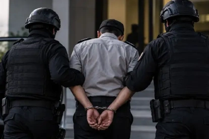 Un juez dictó prisión preventiva para en guardia de seguridad por el presunto delito de homicidio en Quito.